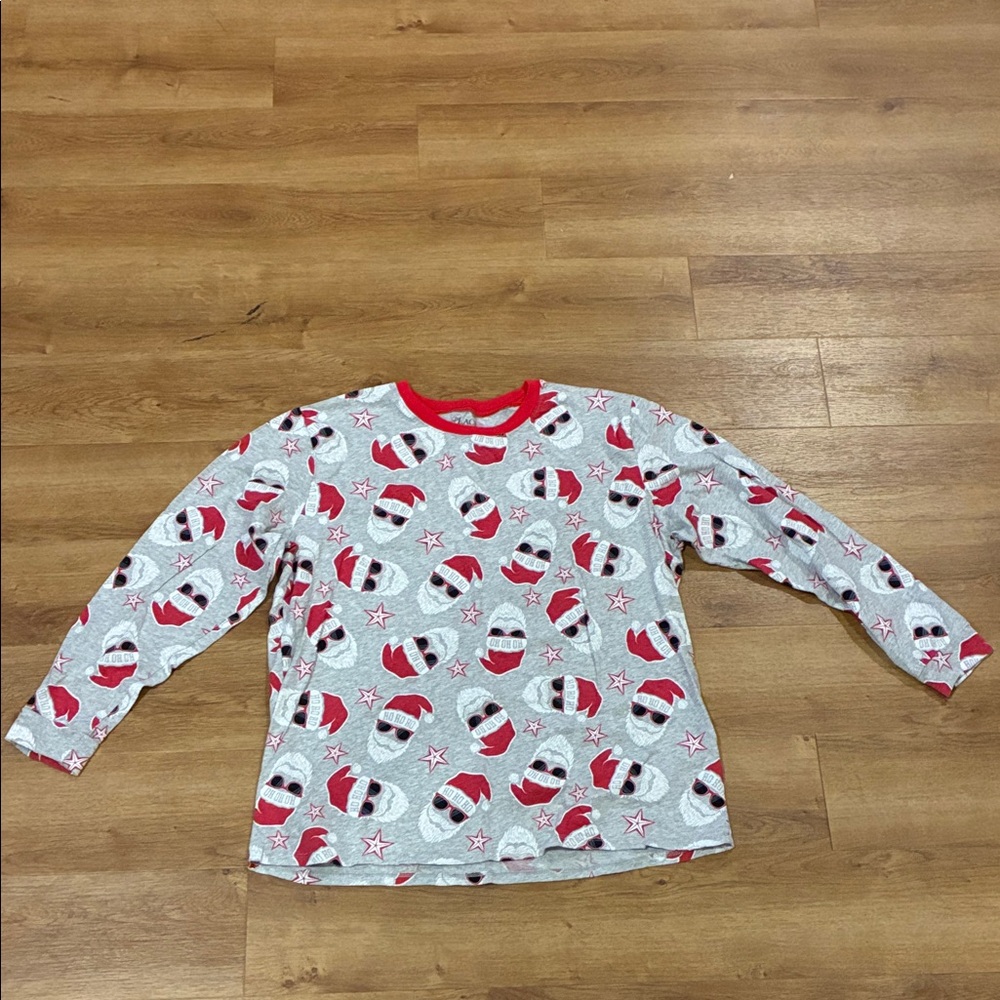 Place‎ Christmas Cool Sunglasses Santa Long Sleeve Pajama top